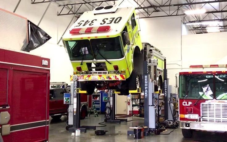 BendPak PCL-18B Mobile Column Lift System - Set of 2 - 36,000-Lb Capacity product image (4)