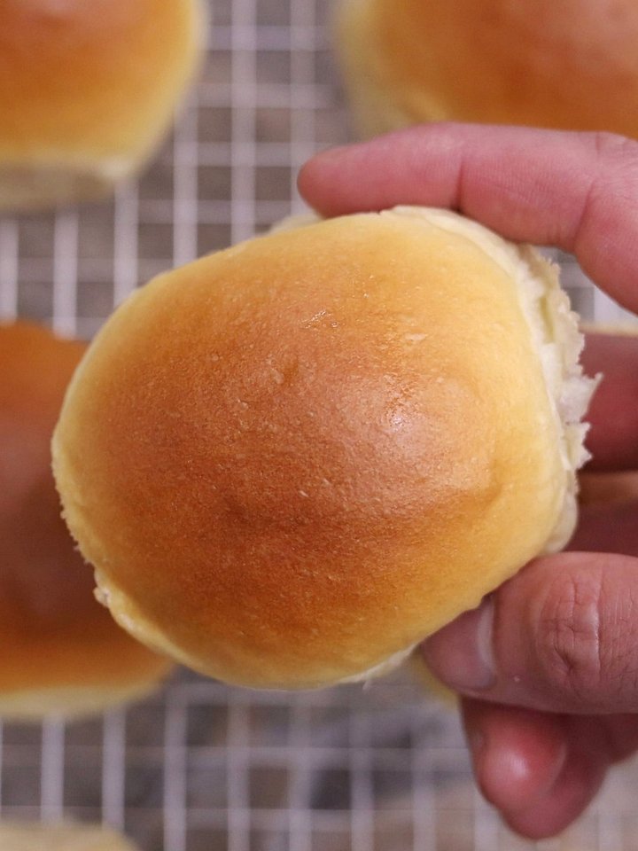 Dinner Rolls product image (1)