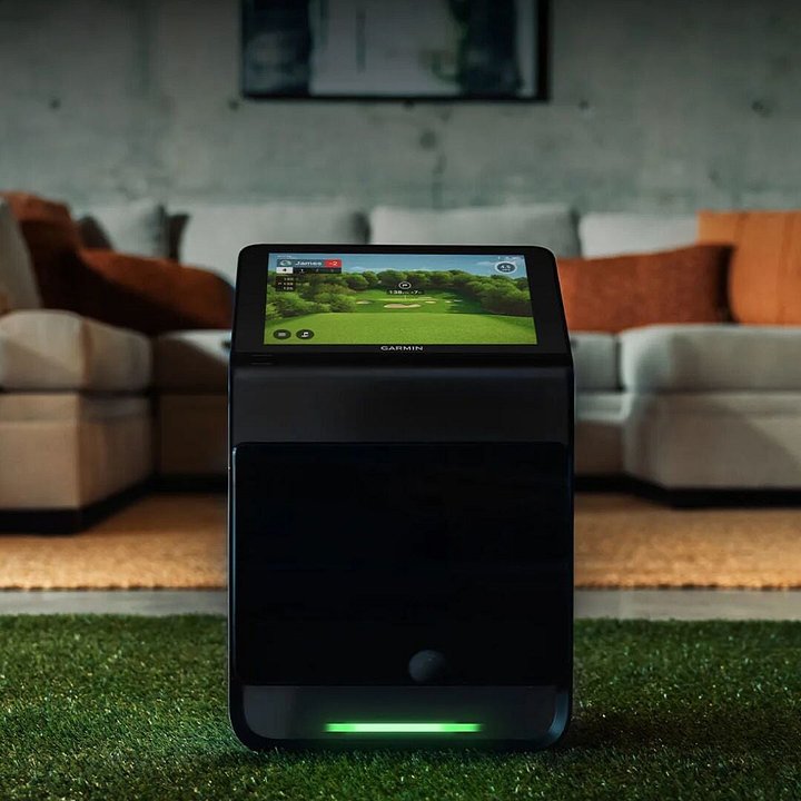 Garmin Approach R50 Launch Monitor & Golf Simulator product image (2)