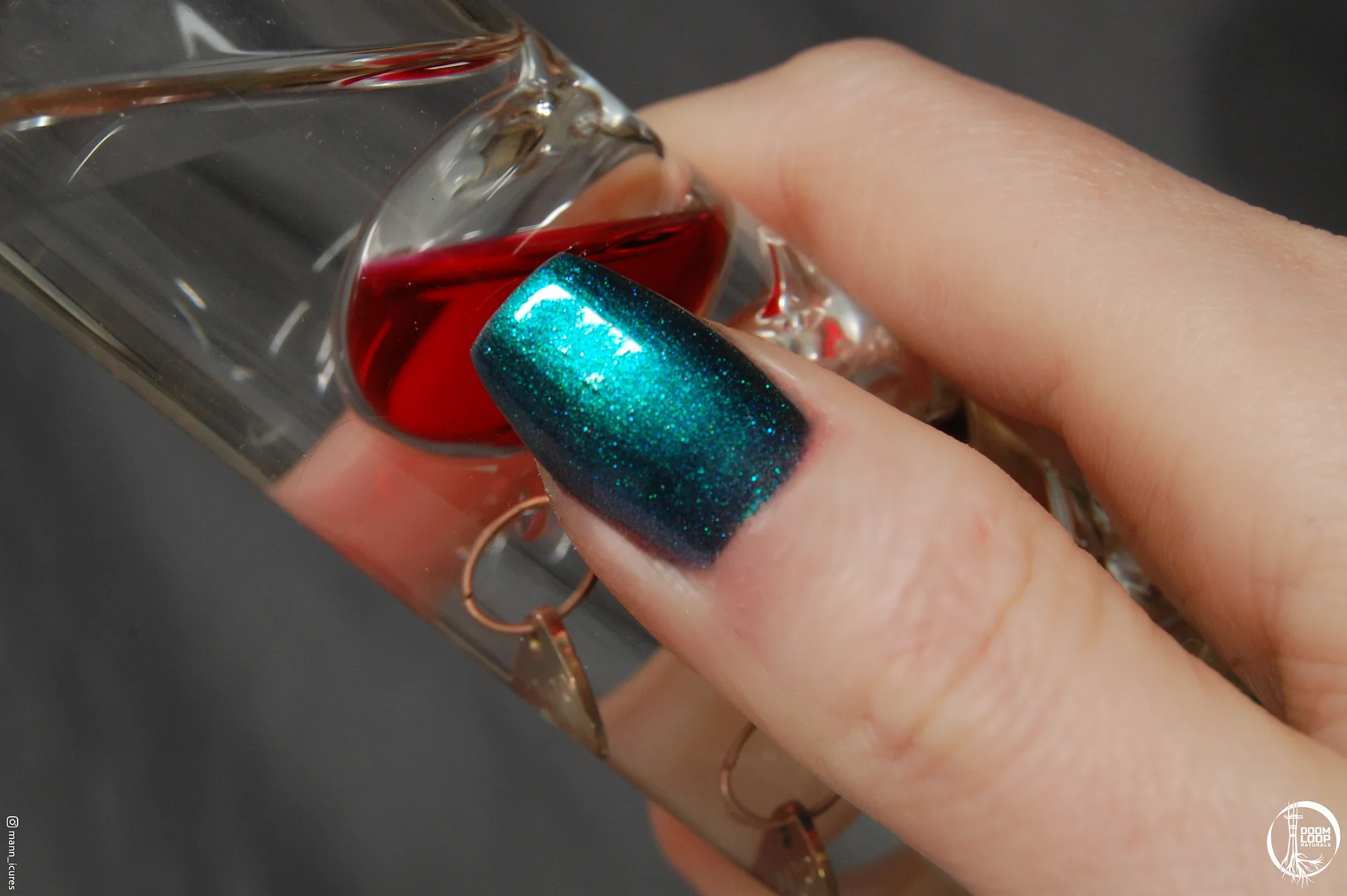 TEMPUS SERPENTIS - Shifty Blue-Green Nail Polish product image (8)