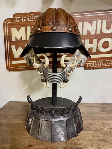 I’m super excited how this custom skiff guard helmet stand turned out!!! What’s everyone think? #skiffguard #landocalrissian ...