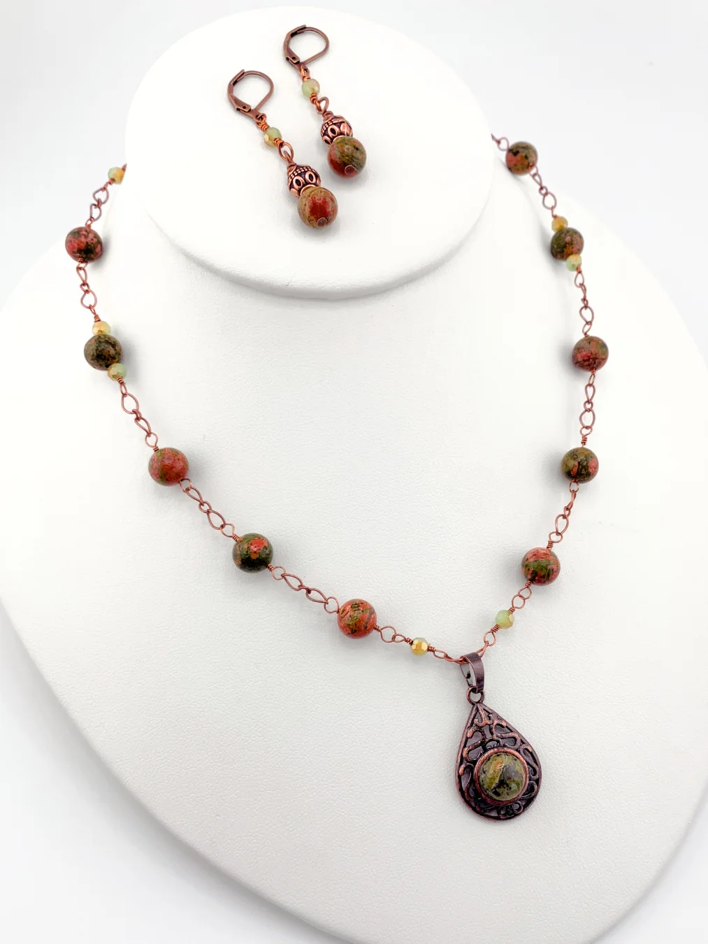 Unakite and Antique Copper Beaded Pendant Necklace, Bracelet, and Earrings Set product image (3)