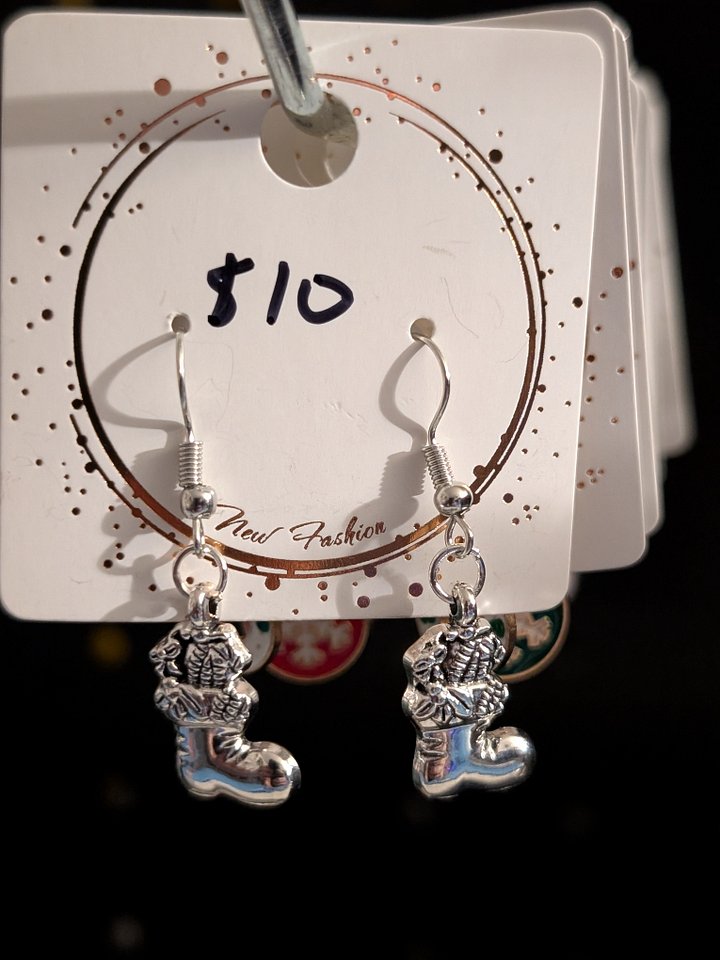 CHRISTMAS EARRINGS- PT 2 product image (2)