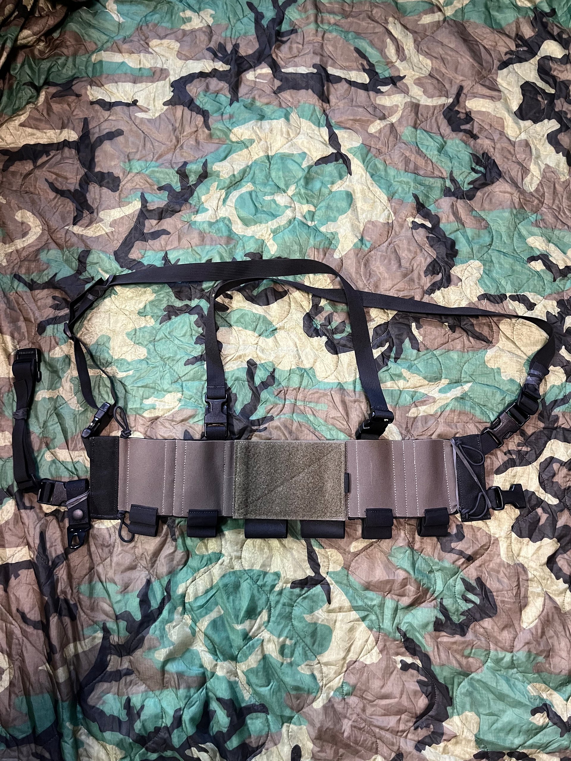 UNOBTAINUM GEAR DR-LV CHEST RIG RANGER GREEN product image (1)