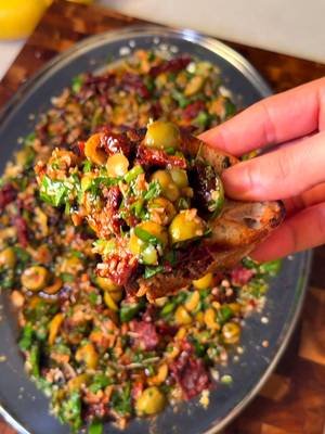 Olive Bruschetta 𝐅𝐔𝐋𝐋 𝐑𝐄𝐂𝐈𝐏𝐄 𝐎𝐍 𝐌𝐘 𝐁𝐋𝐎𝐆 𝐃𝐫𝐯𝐞𝐠𝐚𝐧𝐛𝐥𝐨𝐠 𝐝𝐨𝐭 𝐜𝐨𝐦 (𝐋𝐈𝐍𝐊 𝐈𝐍 𝐌𝐘 𝐁𝐈𝐎) #veganrecipes #dip #bruschetta #healthyrecipe #quickrecipe