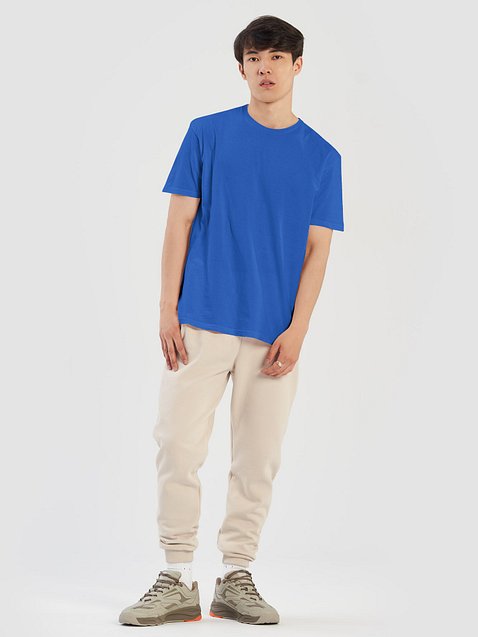 Photo showing Gildan Unisex Softstyle T-Shirt