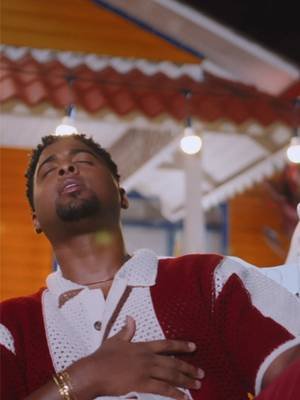 ¿Ya vieron el video de la canela? 🤩 link en bio ♥️ . . #emmakings #lacanela #bachata