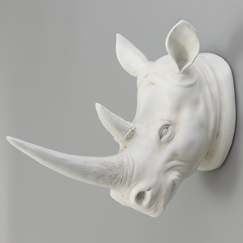 Faux Taxidermy Rhino Head Wall Decor — Resin Animal Sculpture | Modern Animal Head Wall Mount for Home & Hotel product image (3)