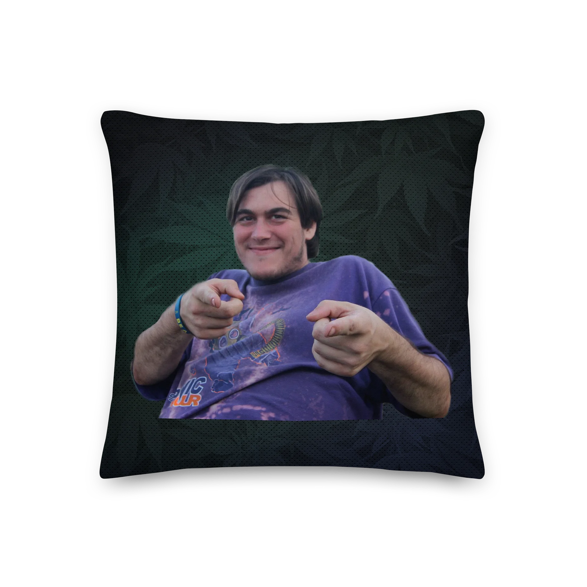 NEVER ON THE PILLOW product image (1)