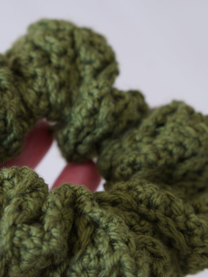 Cross stitch scrunchie pattern product image (1)
