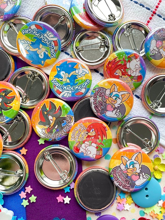 Pins & Buttons