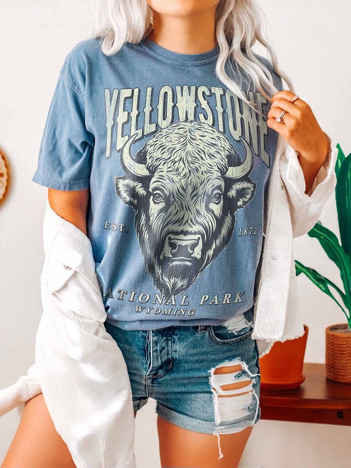 Yellowstone National Park Shirt – Vintage Bison Graphic Tee Wyoming product image (2)
