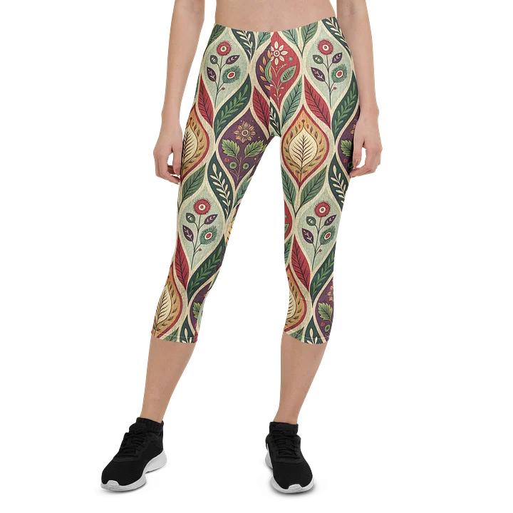 Folk Flower Capri Leggings product image (1)