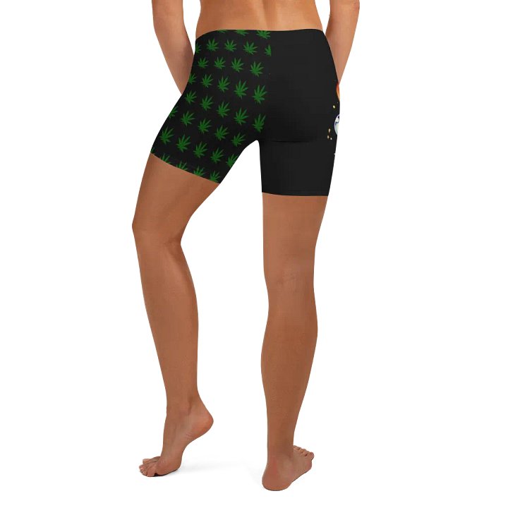 Globert Bong/Leaf Pattern Spandex Women's Shorts product image (2)