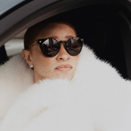 A Lady Legend was born on this day. I hope the world feels your light today. I hope everyone finds inspiration today the way ...