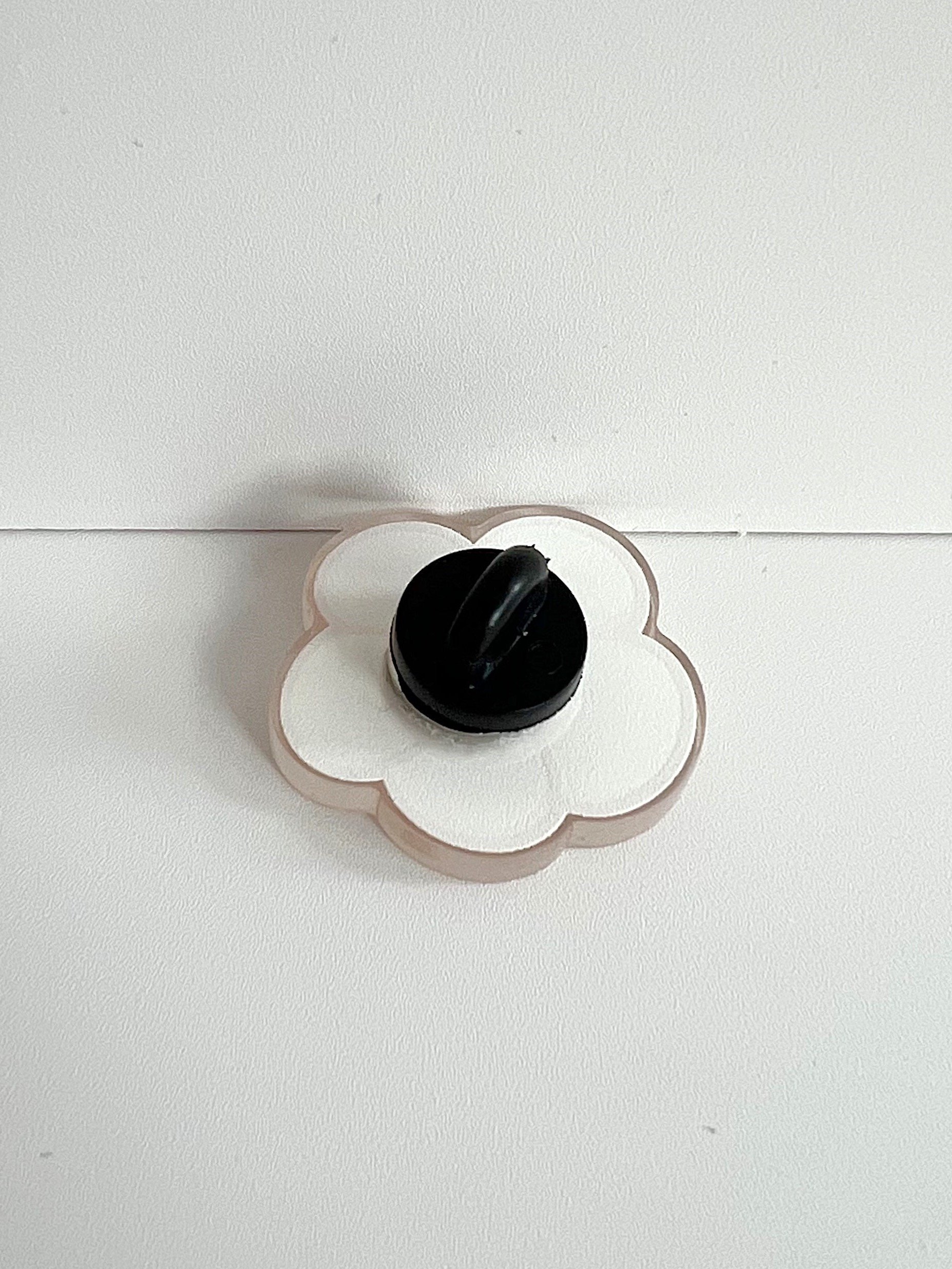 [sold out] flower pin product image (3)