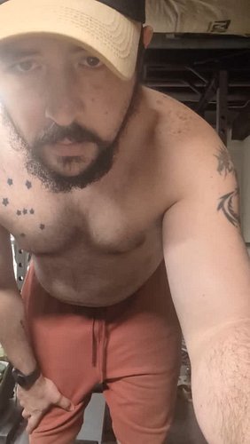 Trying to get better in the gym. Need to suck it up and actually do core but otherwise the progression is coming along. This ...