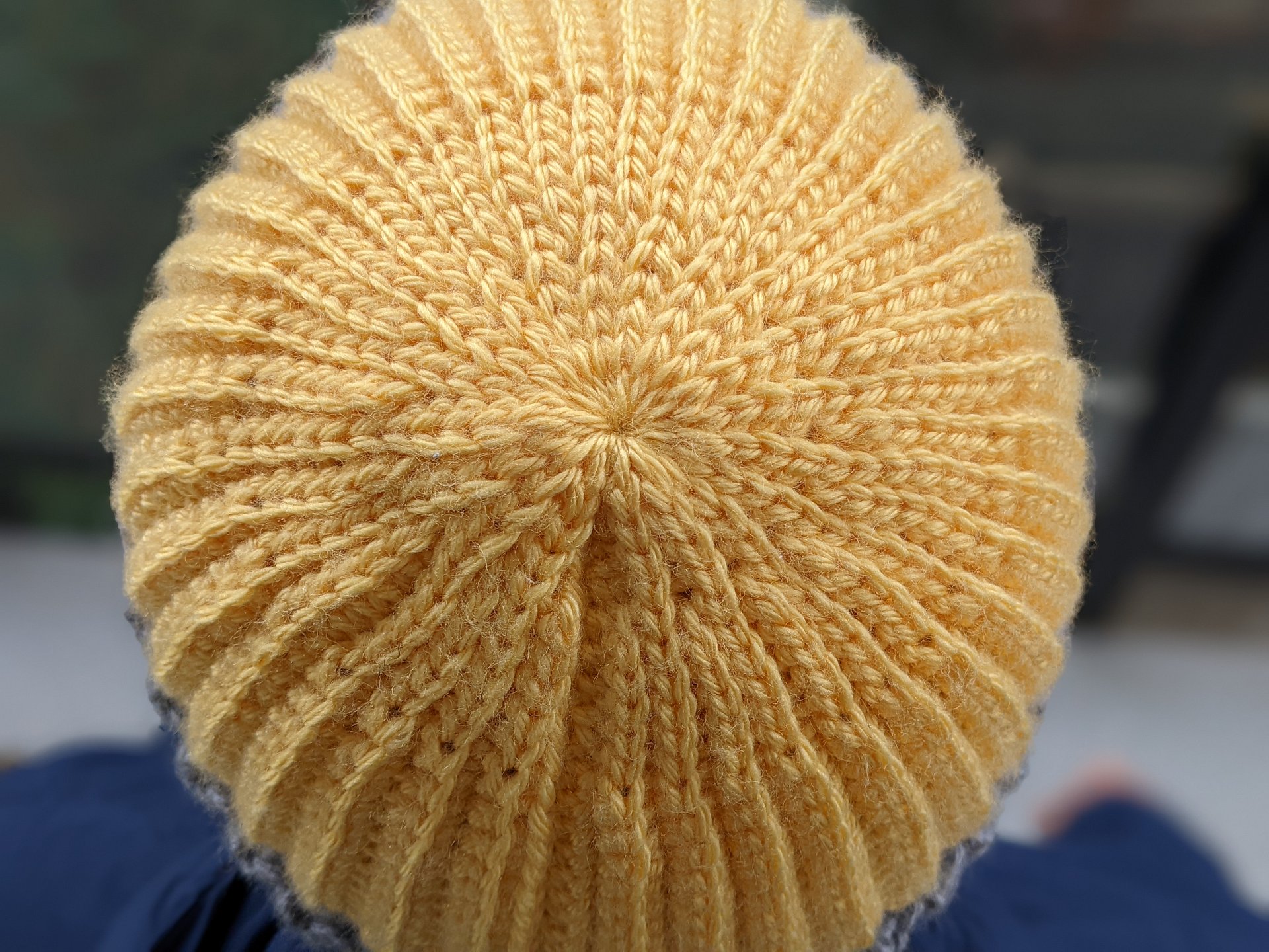 Two-Color Crochet Men’s Hat Pattern with Double Brim product image (4)