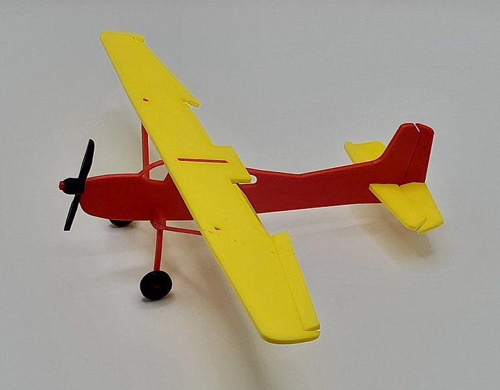 Cessna 185 Model Airplane Kit product image (1)