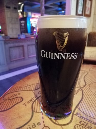 You carent beat a pint of Guinness on your hols in Benidorm 🍺😁 #benidorm #holiday #drinks #guinness #happyhour