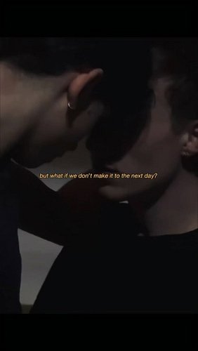 EDGE OF TEMPTATION is a gay romance novel perfect for the fans of Heated Rivalry and high angst.

Featuring:
💔 Enemies to Lov...