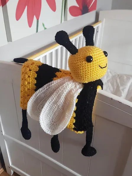 Happy Bee Folding Baby Blanket Crochet Pattern PDF - Crafting Happiness product image (9)