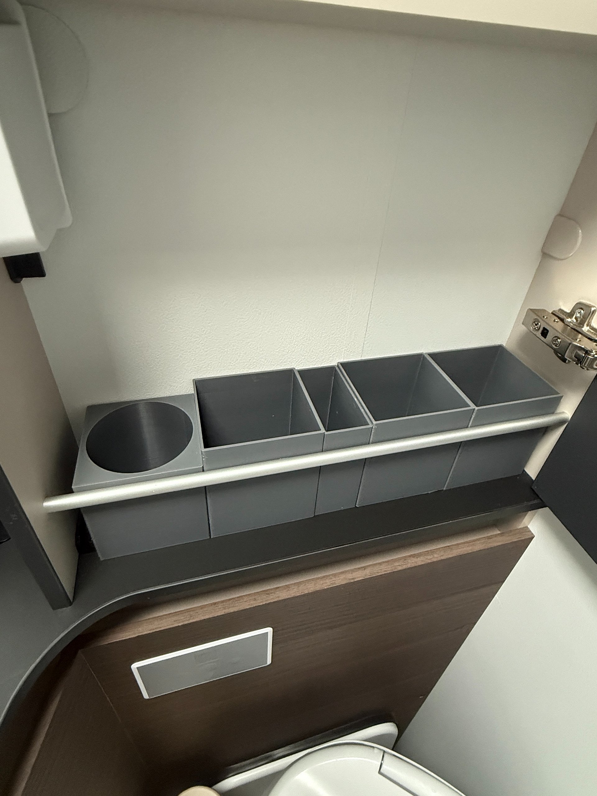 Adria 670 inredningsboxar till badrumsskåp product image (2)