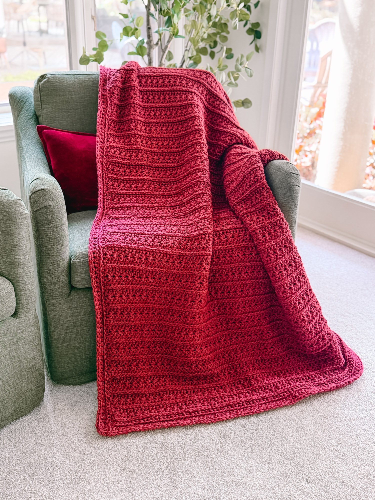 Petal Loop Stitch Crochet Blanket product image (12)