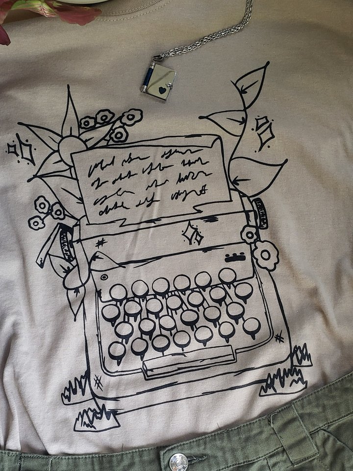 Typewriter T-shirt product image (2)