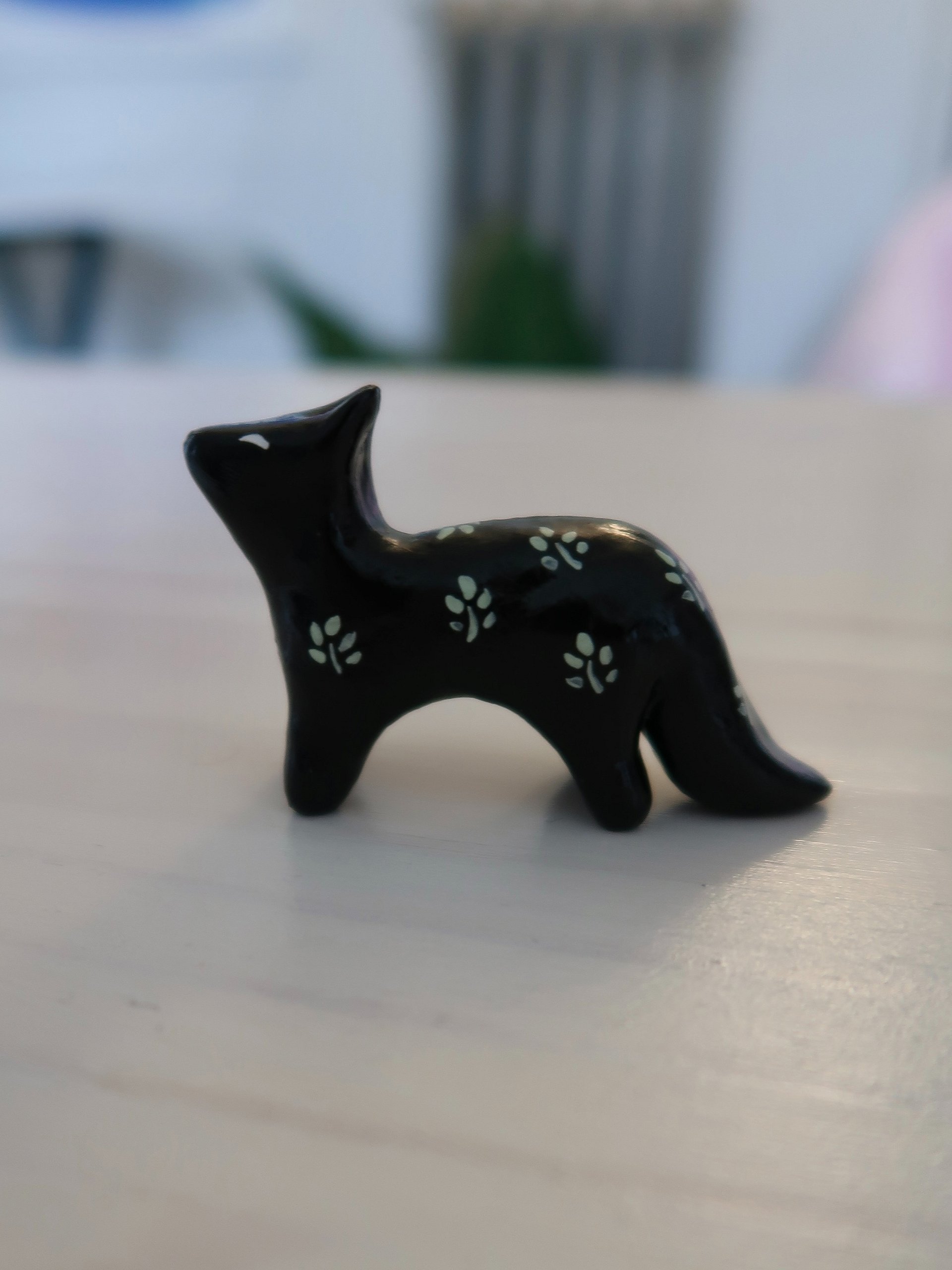 Black Leafy Fox Figurine product image (5)