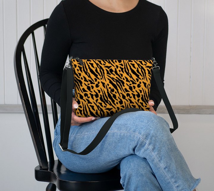 Vegan Leather Purse product image (1)