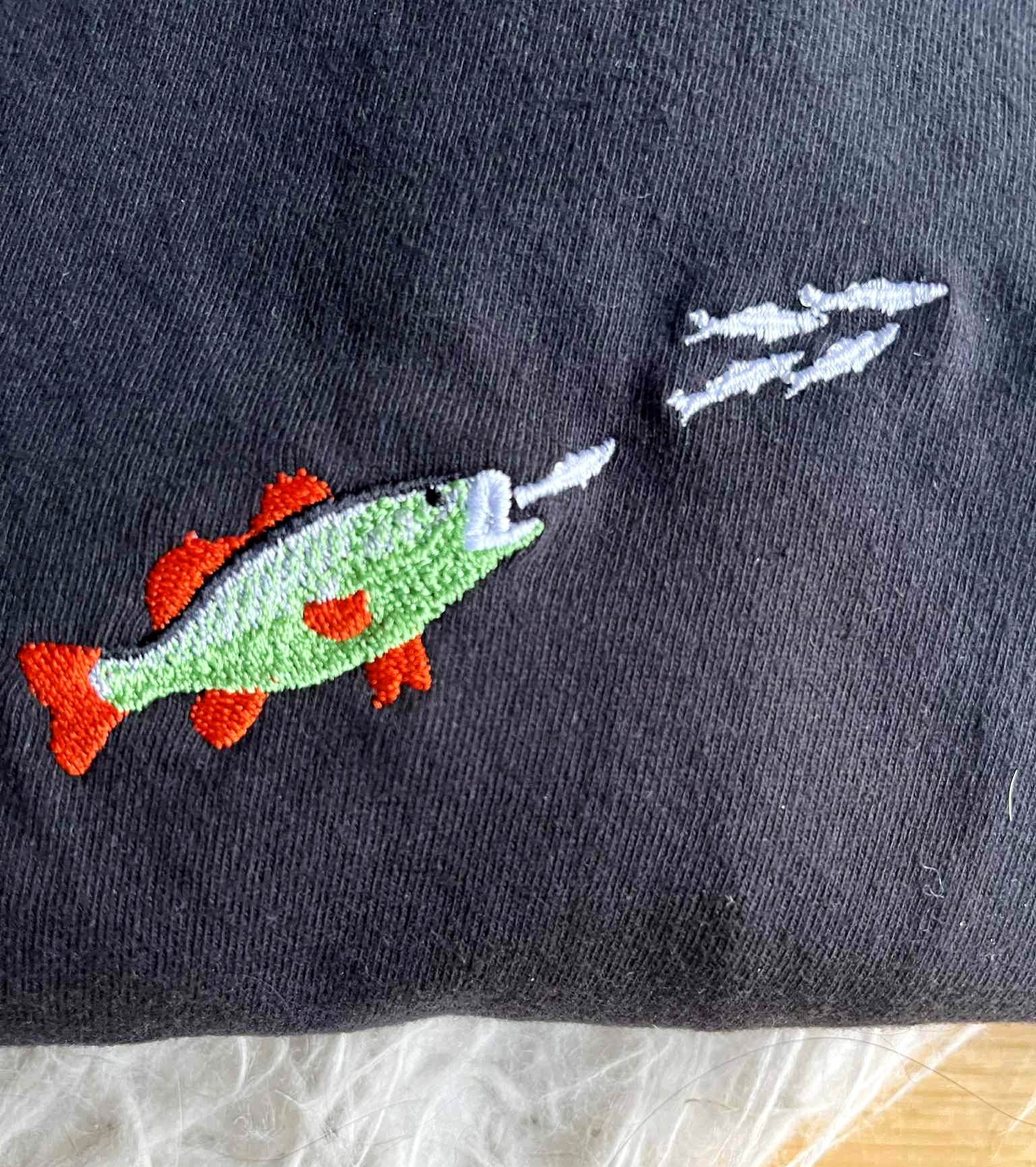 Large Mouth's Hunt - T-shirt Comfort Stiched product image (2)
