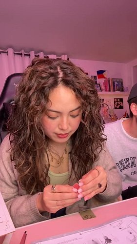 LIVE: Attempting to Build A Book Nook