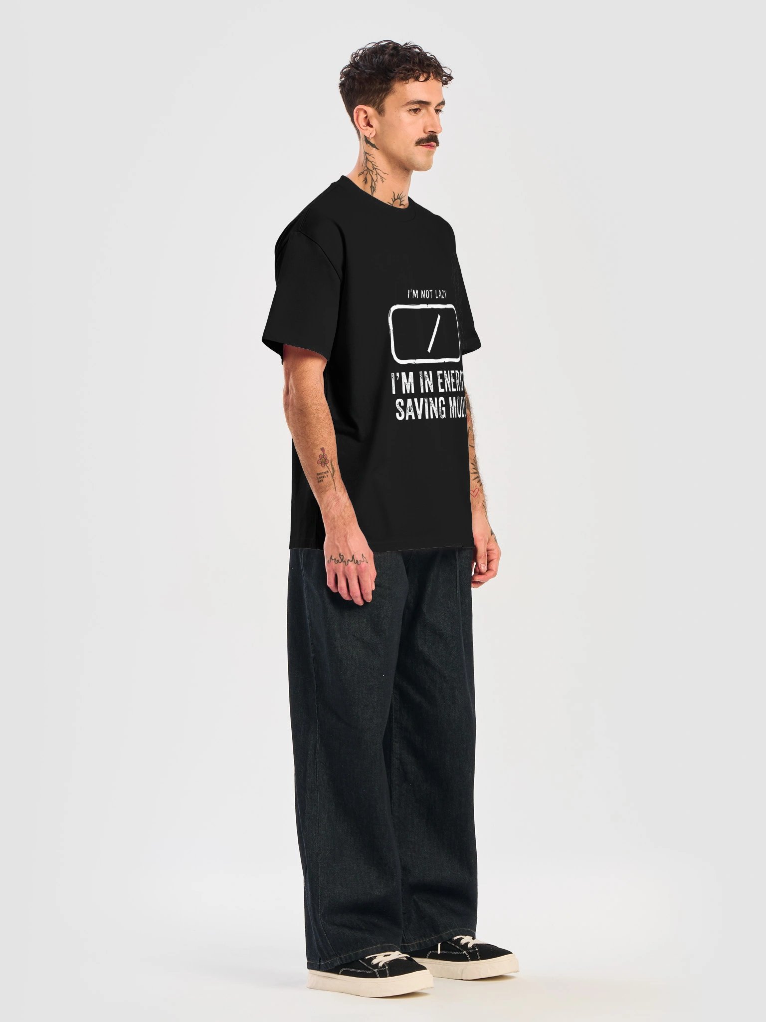 Funny Low Battery "I'm Not Lazy, I'm In Energy Saving Mode" Vintage Graphic T-Shirt product image (7)