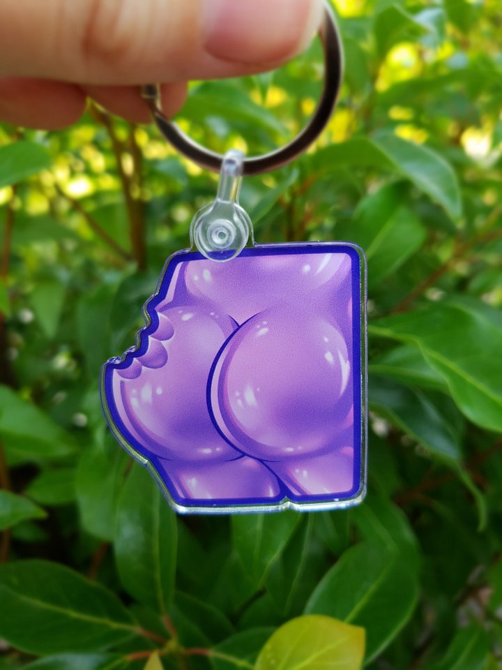 Juicy Thiccc Gummy Bear Booty Key Chain product image (1)