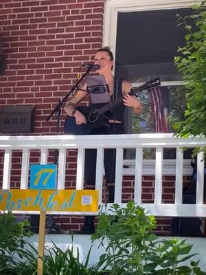 snips from porchfest!!  1. leaves & letters by me 2. arms by @christina perri   🎥: @Taylor Henderson 