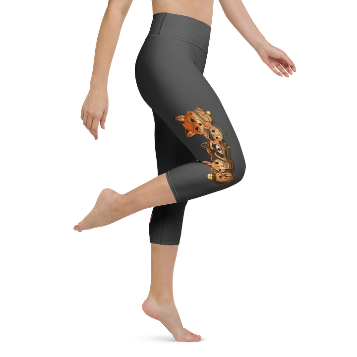 Kngdom Groveling Yoga Capri Leggings product image (1)