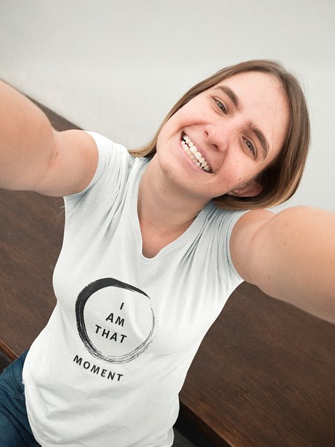 Unisex T-Shirt - MOMENT (Circle of Meaning)
