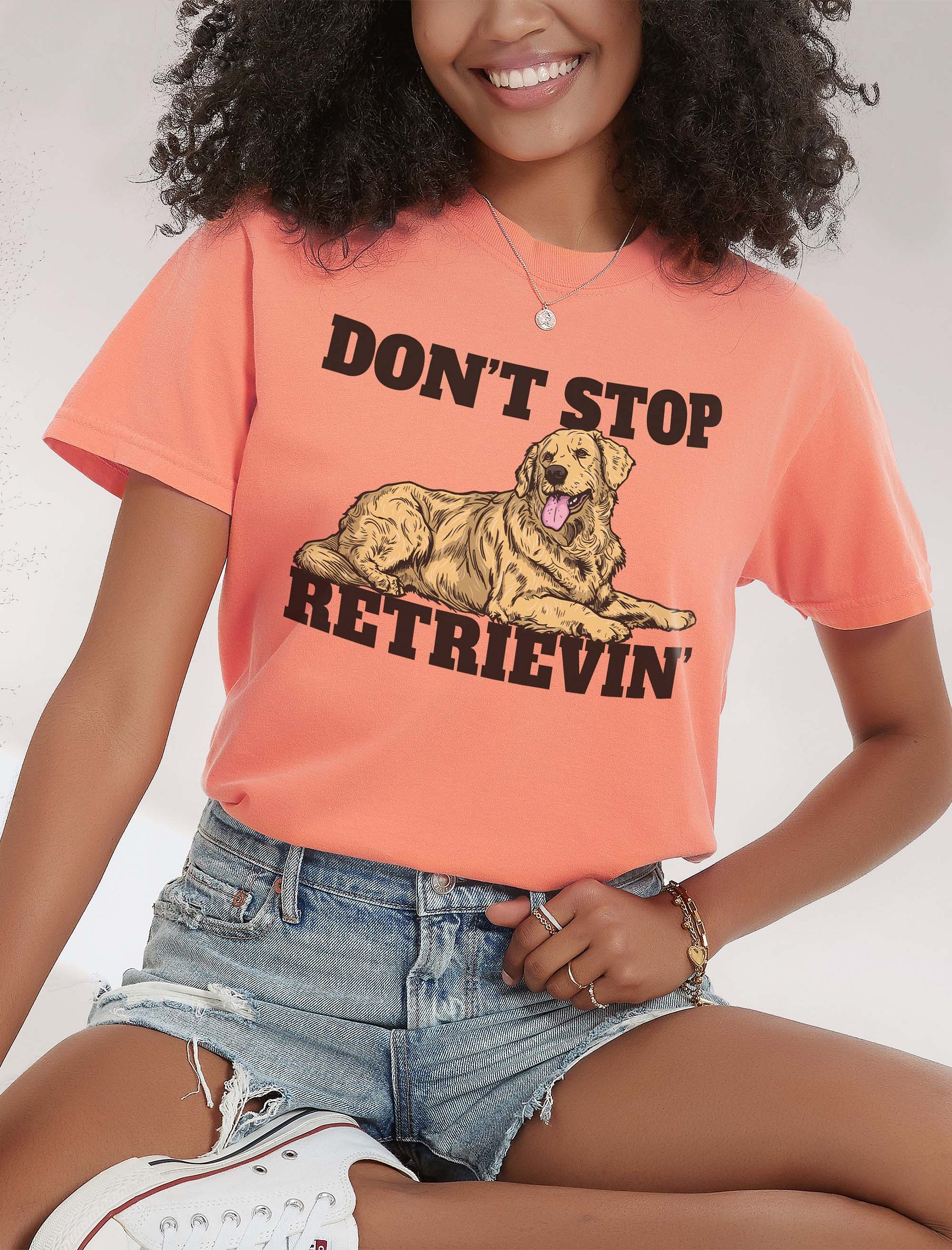 Don't Stop Retrievin' T-Shirt of a Golden Retriever | Funny T-Shirt for Goldie Paw-rents product image (2)