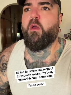 Let’s get this party started! (this is just for jokes, I love you ladies) #thomasjallie #hollywoodundead #letsgetthispartystarted #feminism #imsorry 