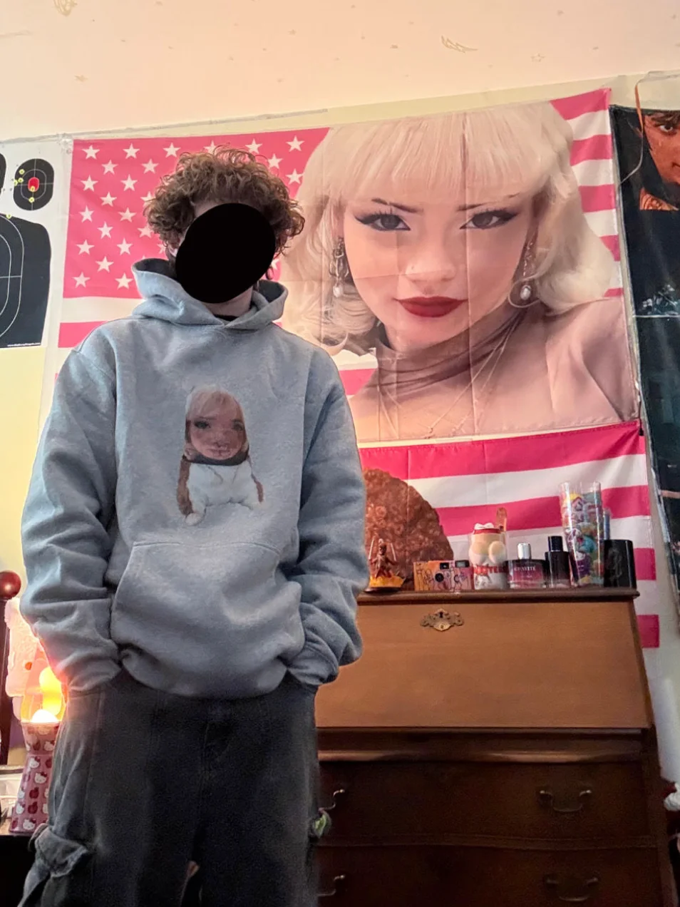 EMMA AS HAMSTER HOODIE product image (6)