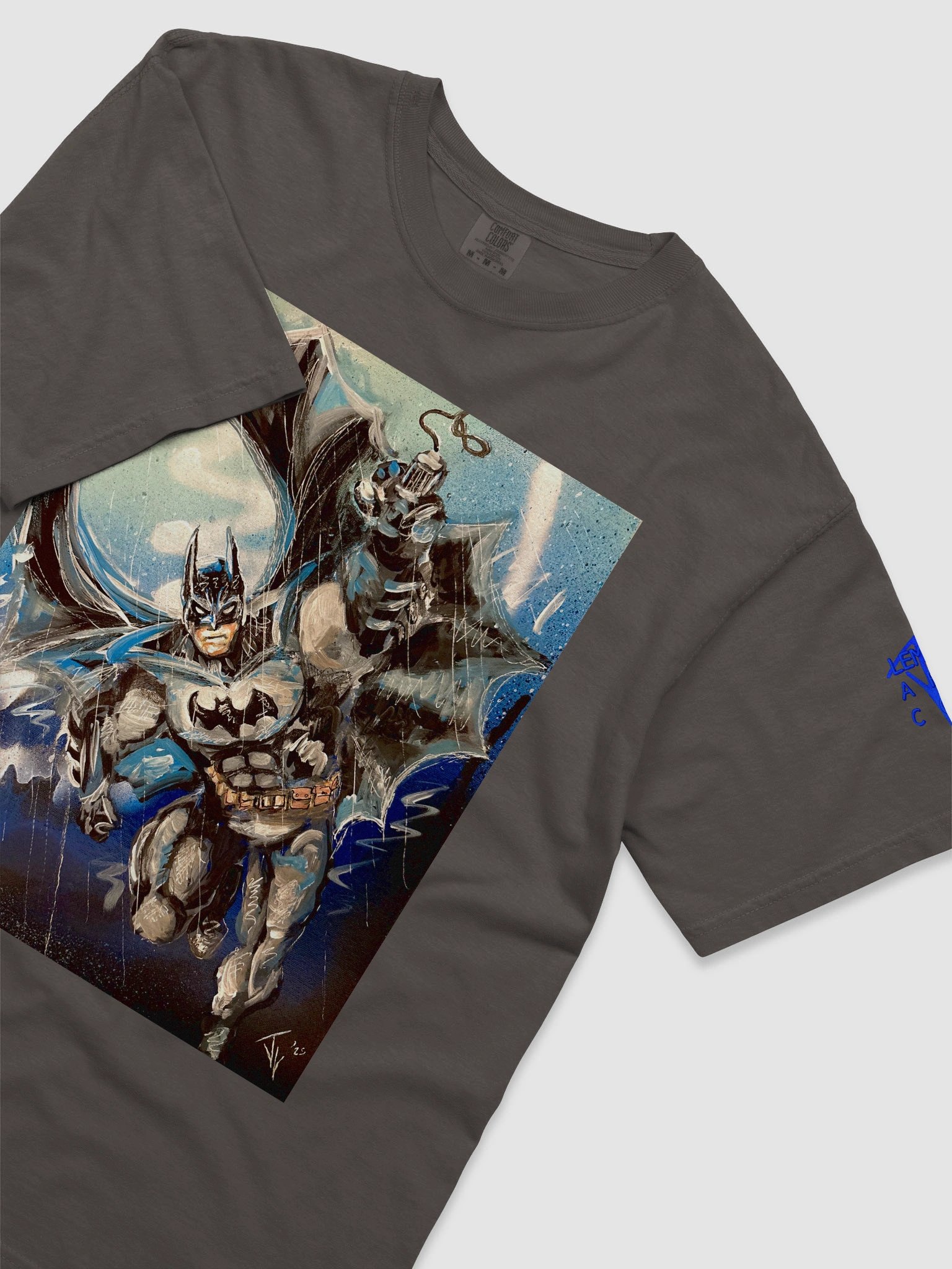Batman Grappling in the Rain Unisex T-Shirt product image (66)