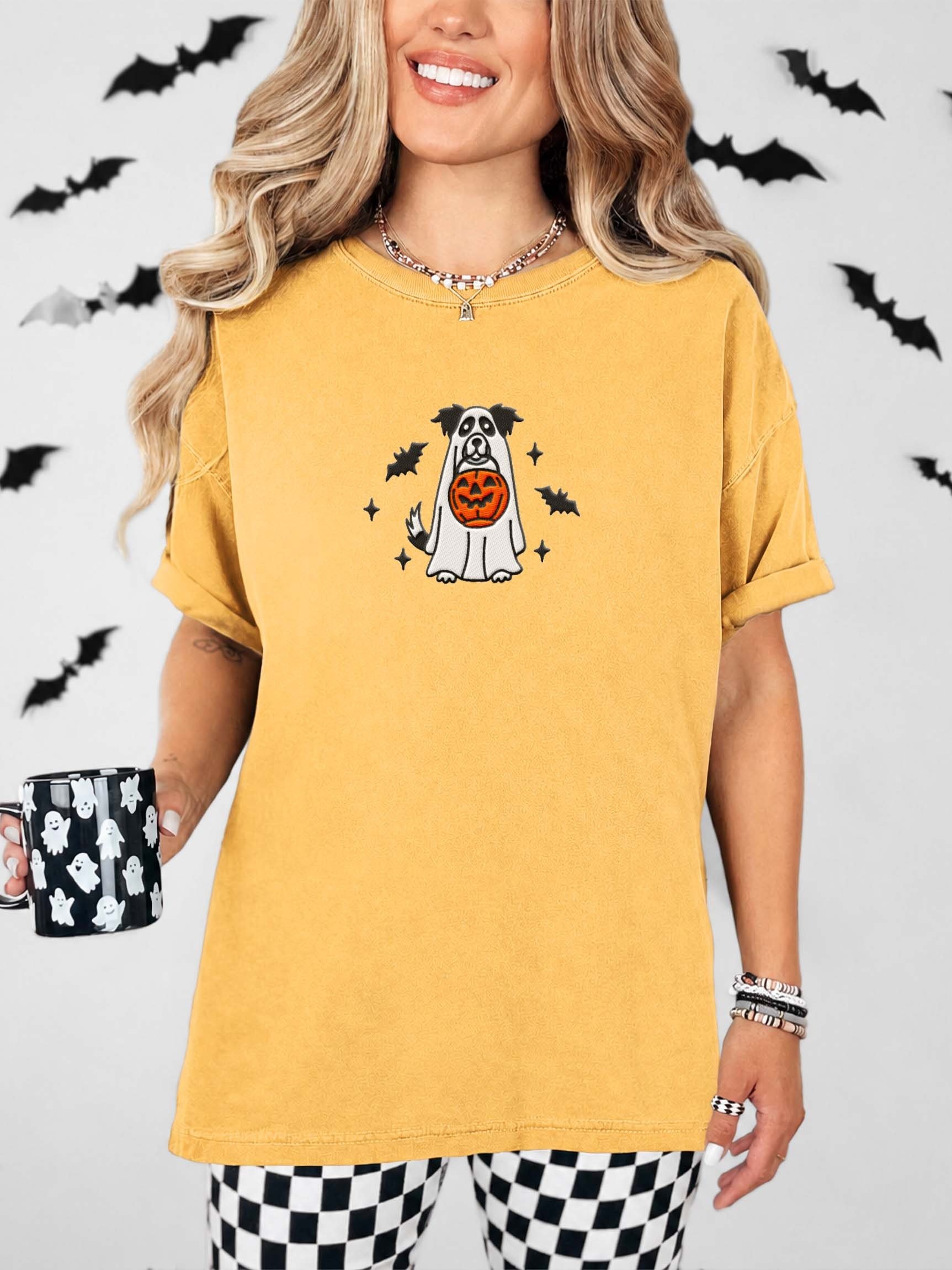 Halloween Border Collie(Black & White) Embroidered T-Shirt product image (2)