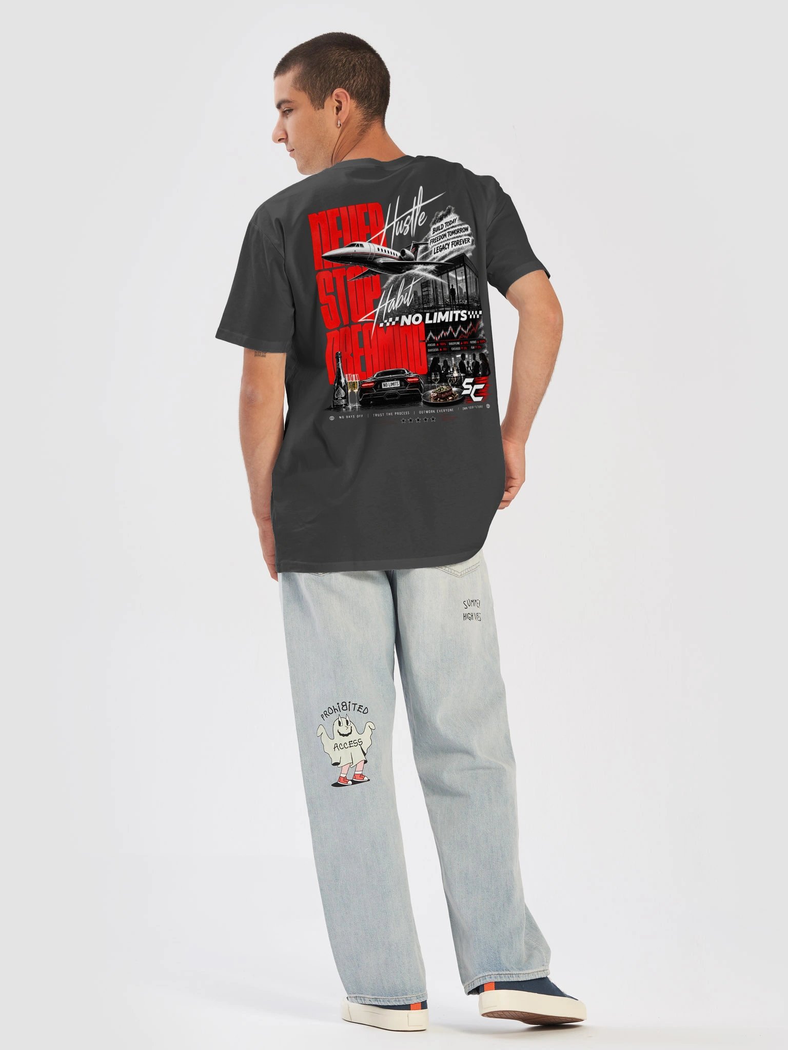 "Never Stop Dreaming" Tee product image (16)