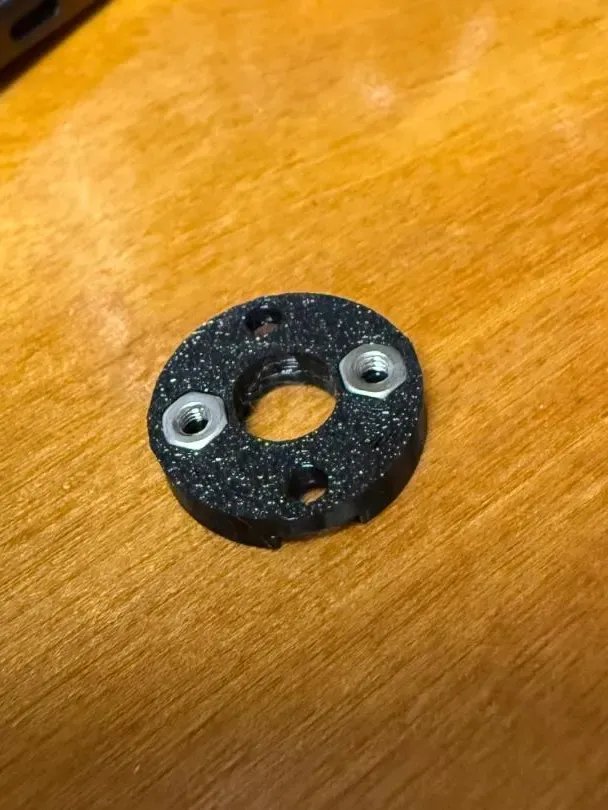 Hobby Plus Rock Van Injora Fat Viper Outrunner 16mm to 12mm Adapter product image (1)