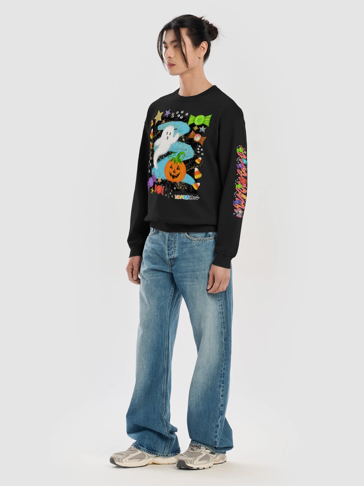 No Tricks, Just Treats! Sweatshirt product image (7)
