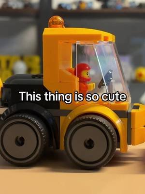 This Lego City Loader is so cute with its baby driver #lego #legocity 