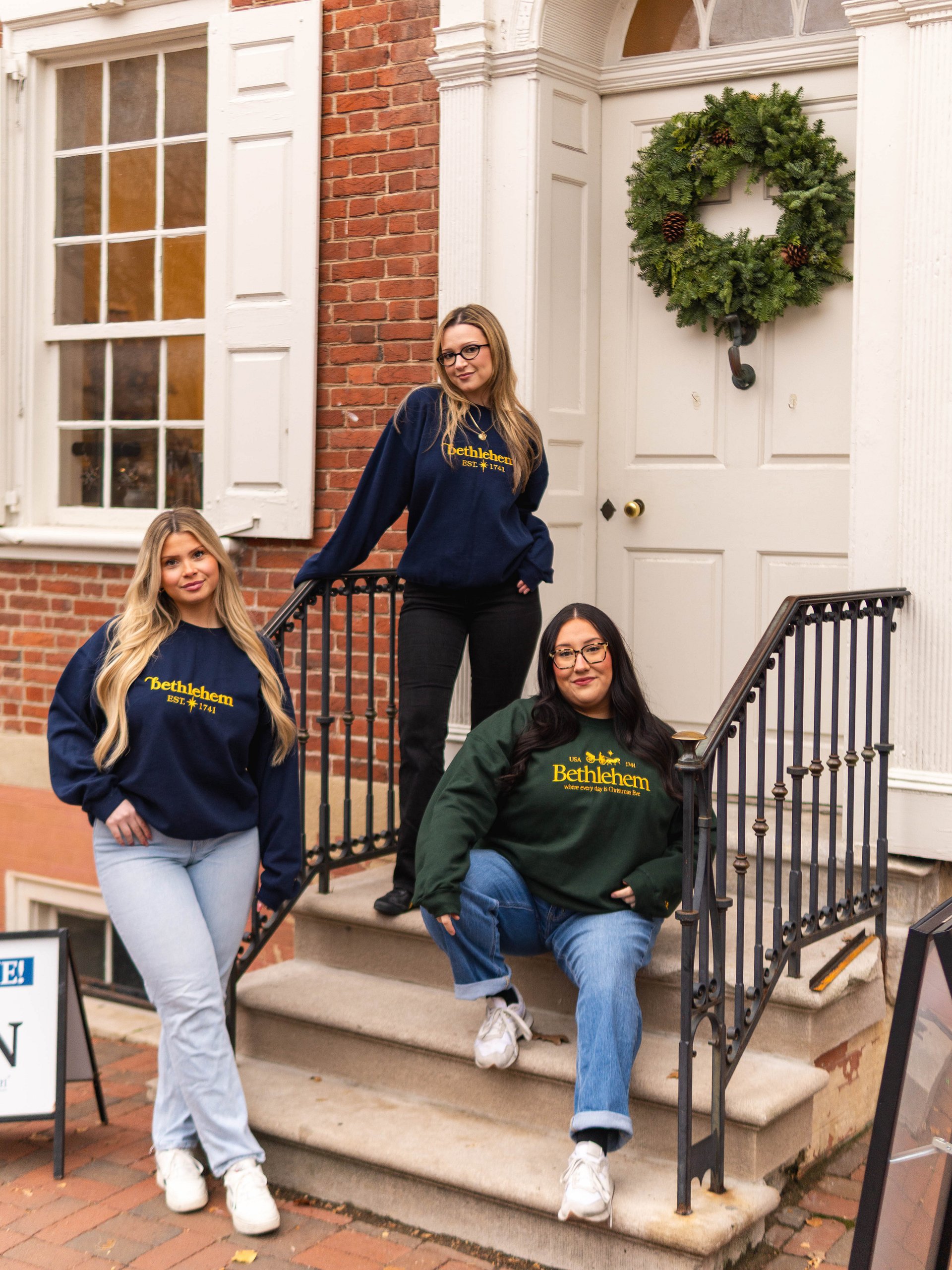 The Christmas City Sweatshirt product image (3)
