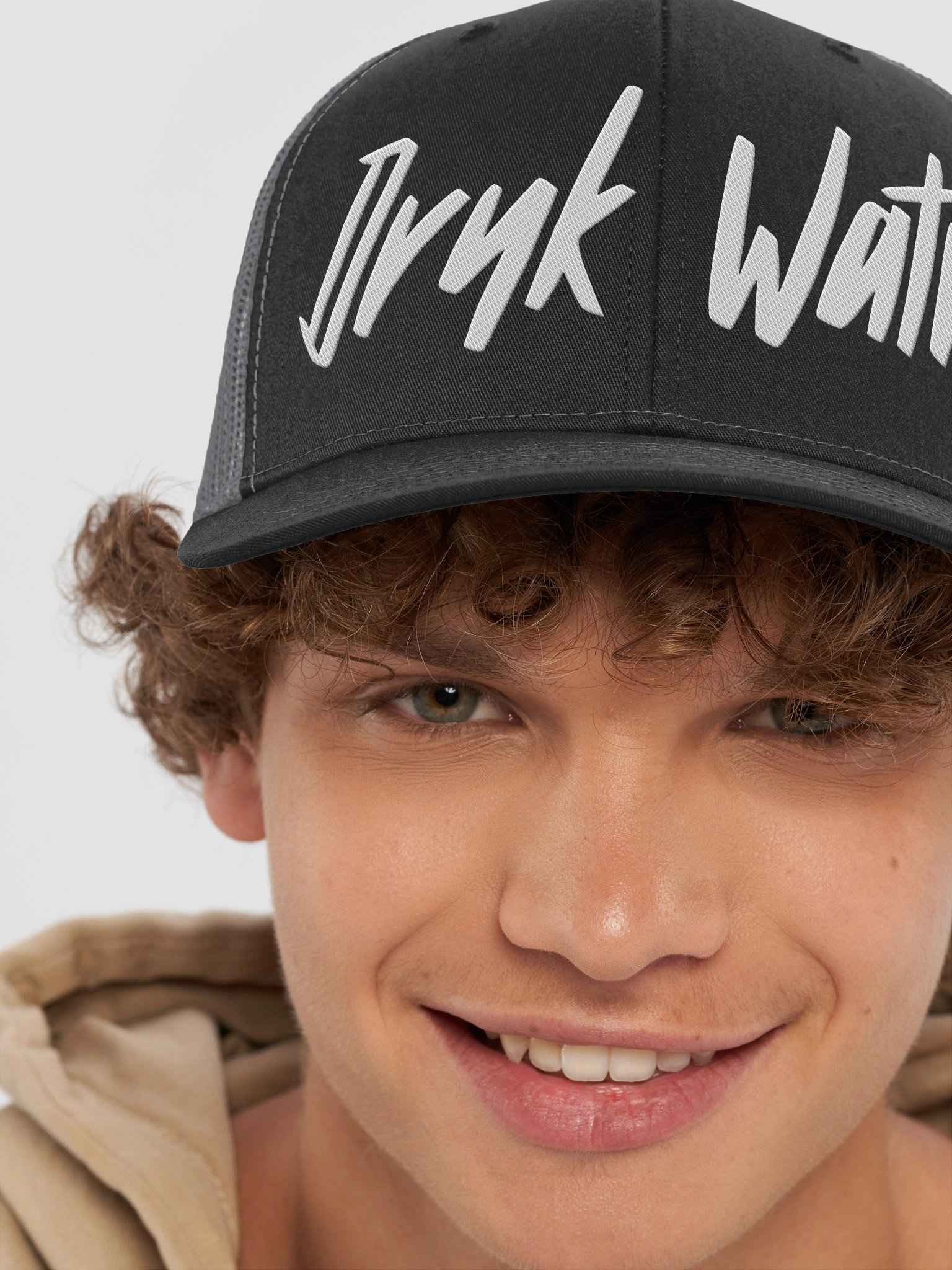 01 — THE SNAPBACK | TRUCKER product image (8)