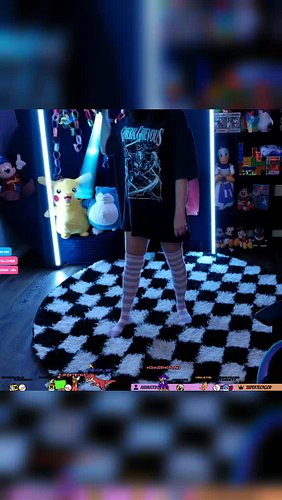 This lightsaber trick for the first time! | #minniemorgan on #Twitch #lightsaber #tricks #swings
